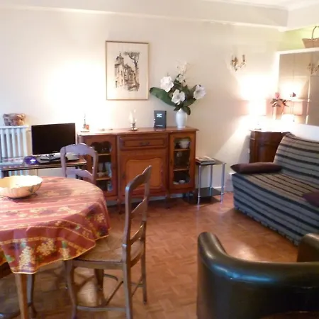 Karolina - Commodore Croisette * Cannes