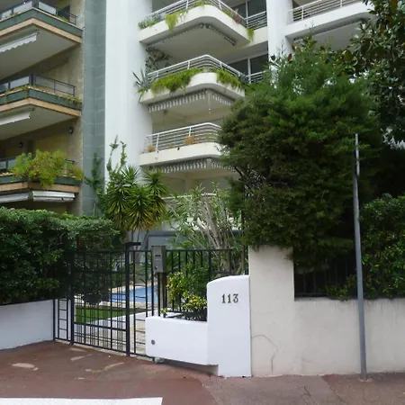 Апартаменты Karolina Properties - Commodore Croisette *